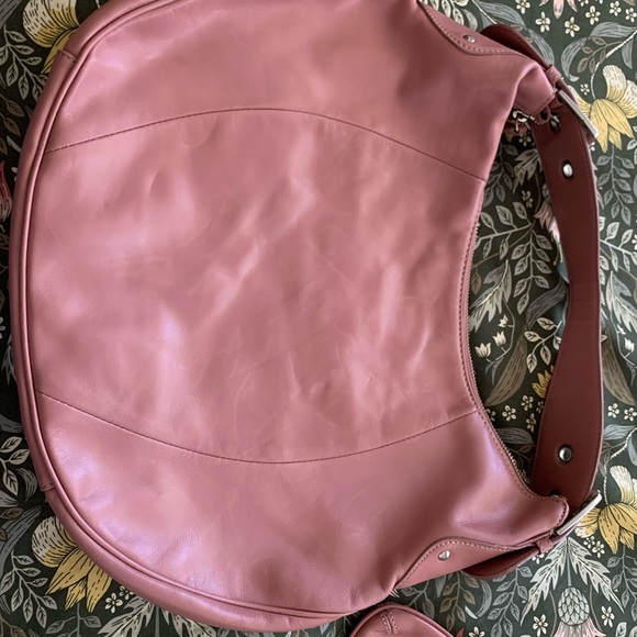 Jones New York Dusty Rose Shoulder Bag - Picture 2 of 6